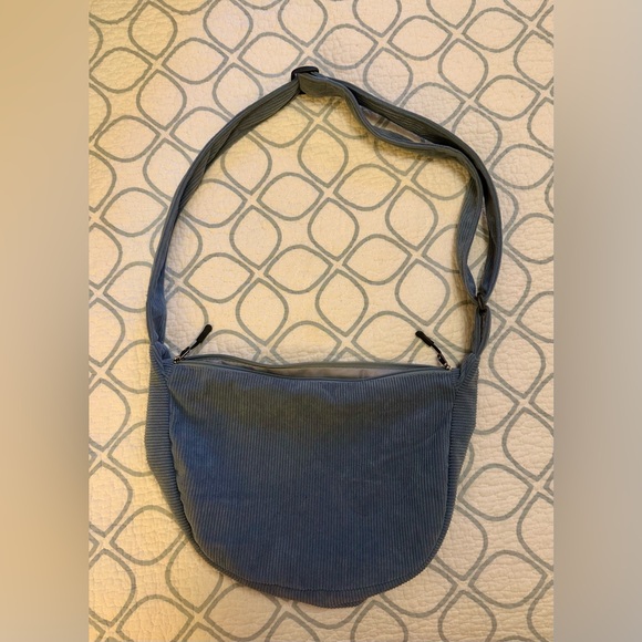 Purse - Picture 1 of 5